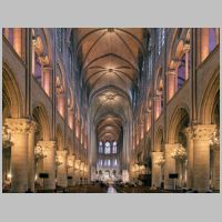 Notre-Dame de Paris, photo Pedro Szekely, Wikipedia.jpg